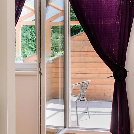 木屋 Vergissmeinnicht *